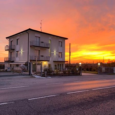 Incanto Di Luna Hotel Σιρμιόνε Εξωτερικό φωτογραφία